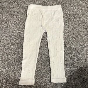 ⭐️Cozy Cream Cable Knit Kids Leggings⭐️